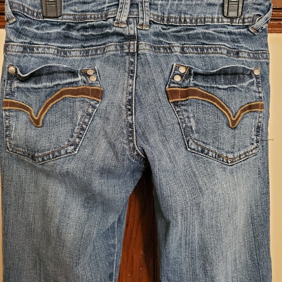 blue jeans, size 7. - Picture 4 of 5